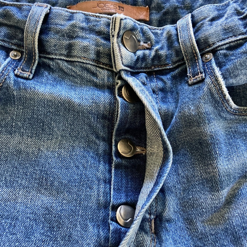 Joe’s Jeans hi-rise straight ankle blue denim jeans with ripped knees, waist 27 - Picture 3 of 8